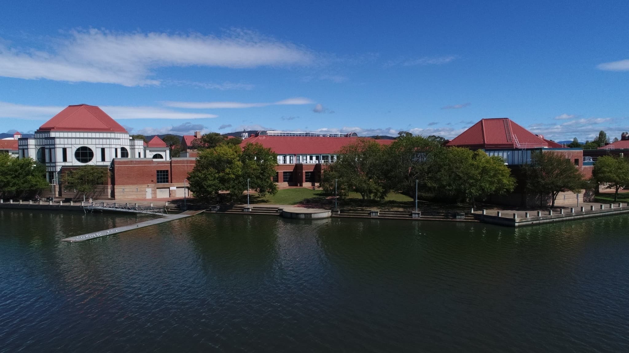 LAKE TUGGERANONG COLLEGE - foto 4